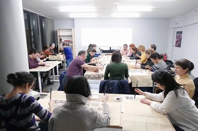 宁波校企共建“中保丝路学院”，以文化艺术交流培训服务“一带一路”建设