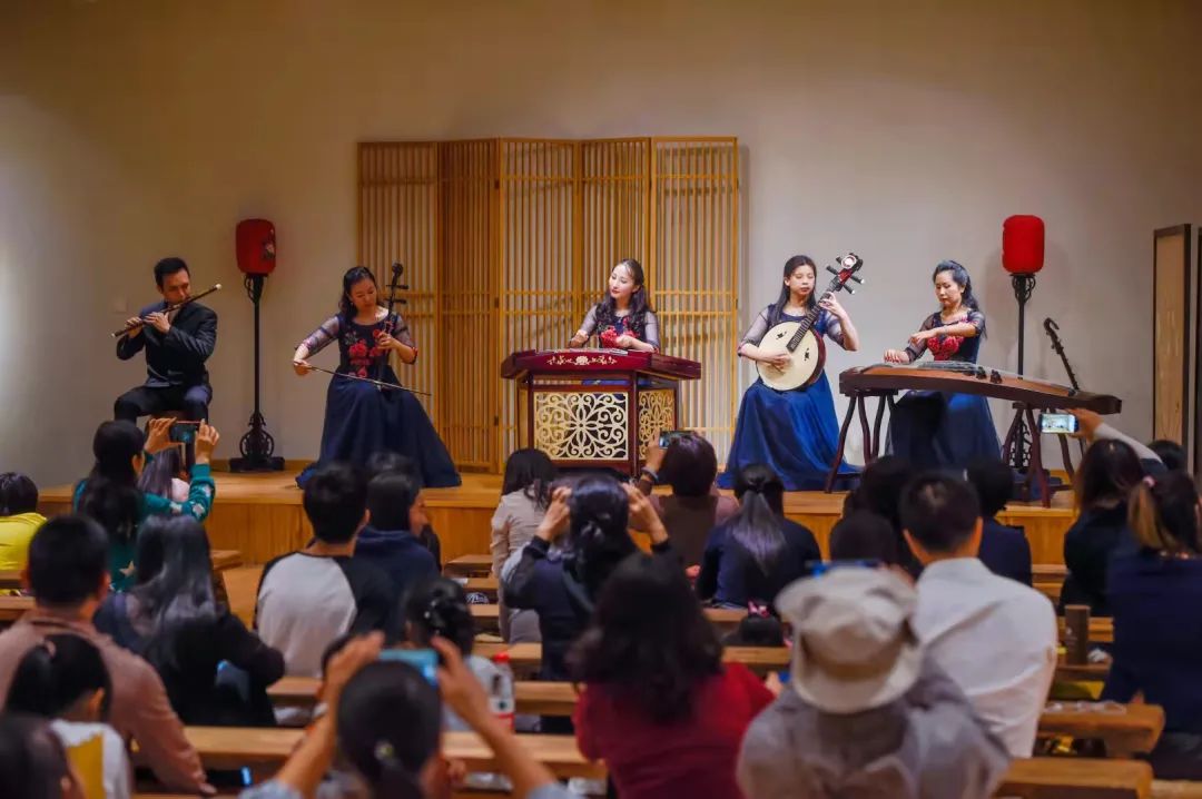 喜讯！东莞市文化馆成功入围国家级艺术普及中心，开启文化艺术交流培训新篇章